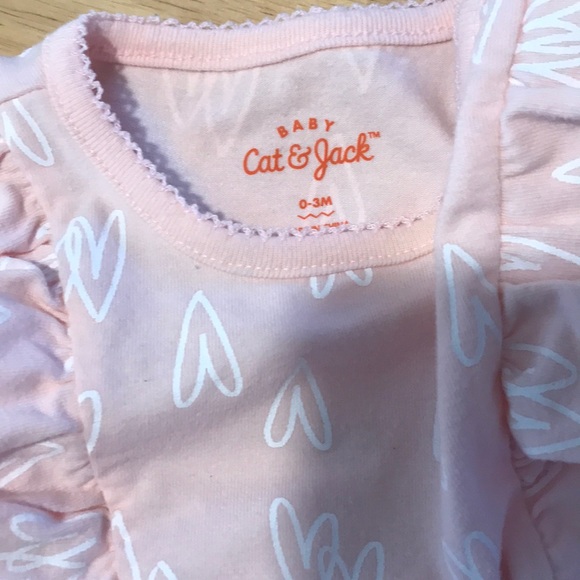 Cute heart onesie - Picture 3 of 3